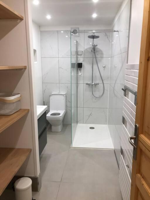 Allemond - Restful 2 Bed Apartment For Ski, Cycle & Family المظهر الخارجي الصورة